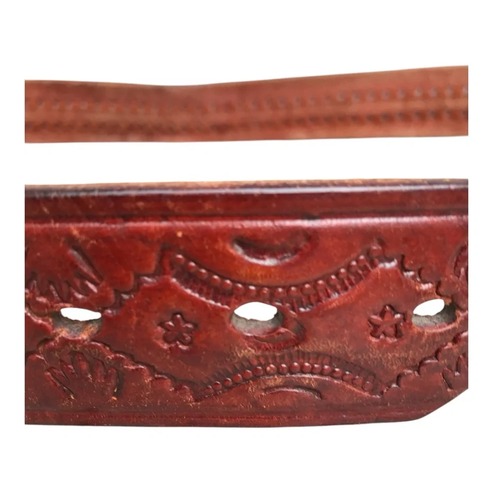 United States Of America. Brass Buckle on Leather Weaved Braided Belt. Size 40.